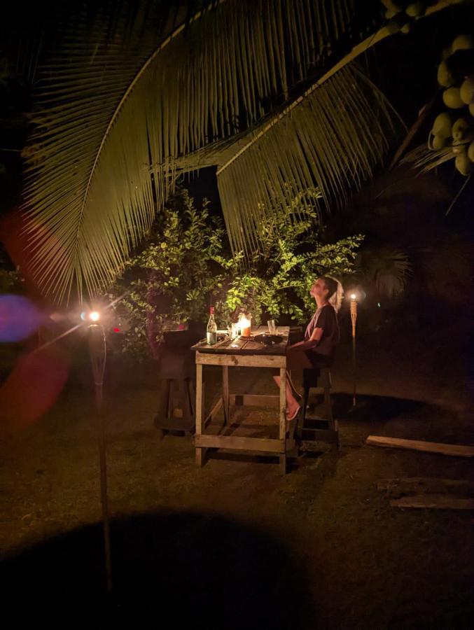 ホテル Bewak Cr トルトゥゲーロ エクステリア 写真